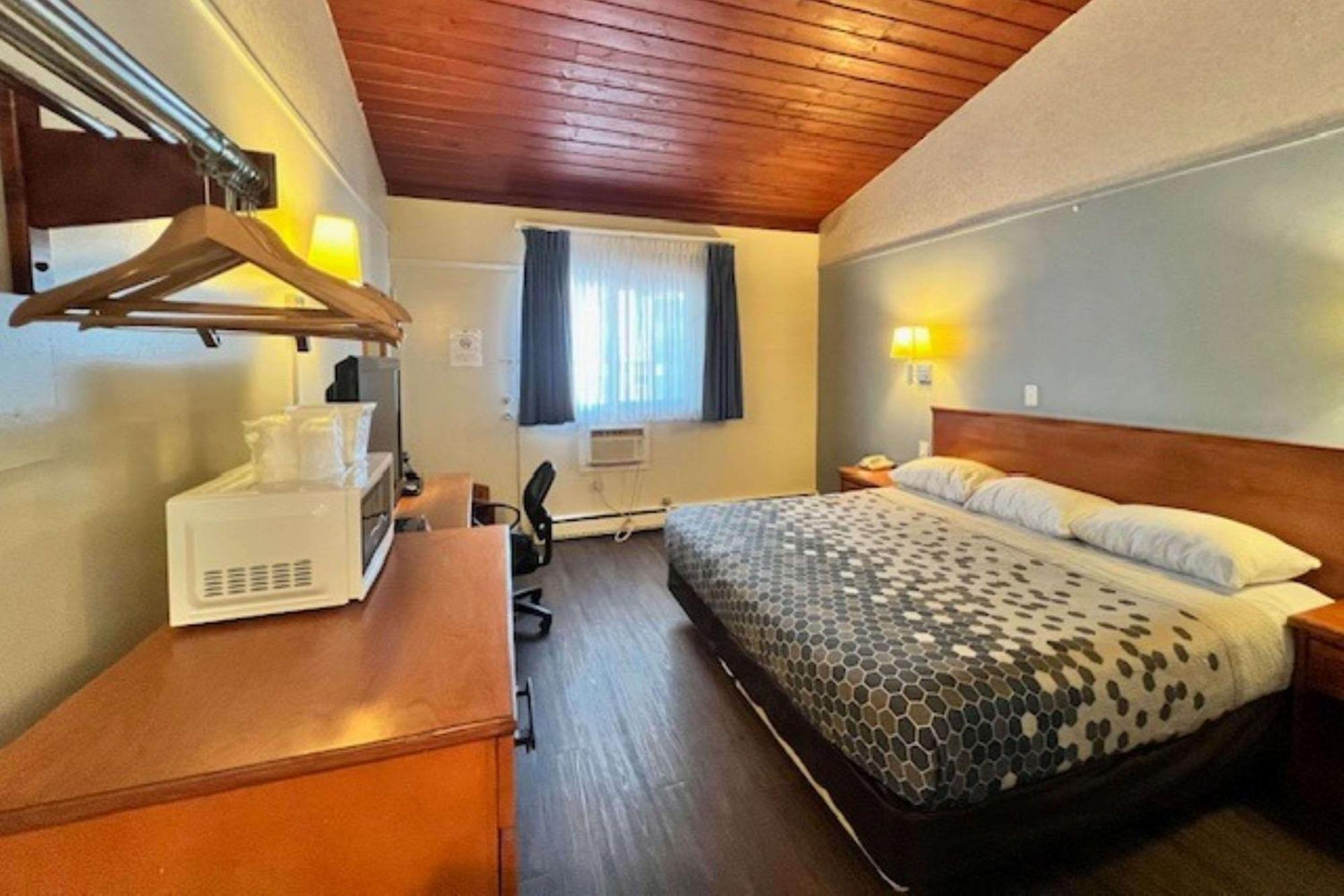 فيلا موتيل إيكونو لودج فيليدج كالجاري YYC المظهر الخارجي الصورة